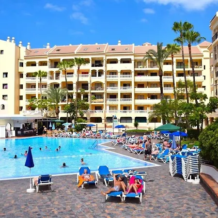 Holiday home 1 Bed Duplex, Pool View In Castle Harbour C113 *